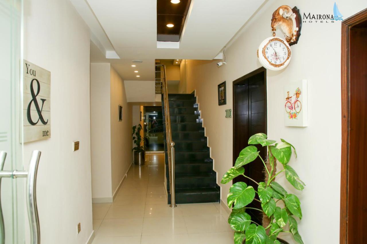 Hotel Mairona Gulberg Lahore Ngoại thất bức ảnh