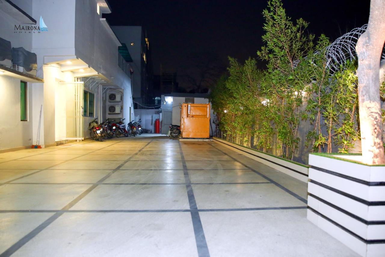 Hotel Mairona Gulberg Lahore Ngoại thất bức ảnh