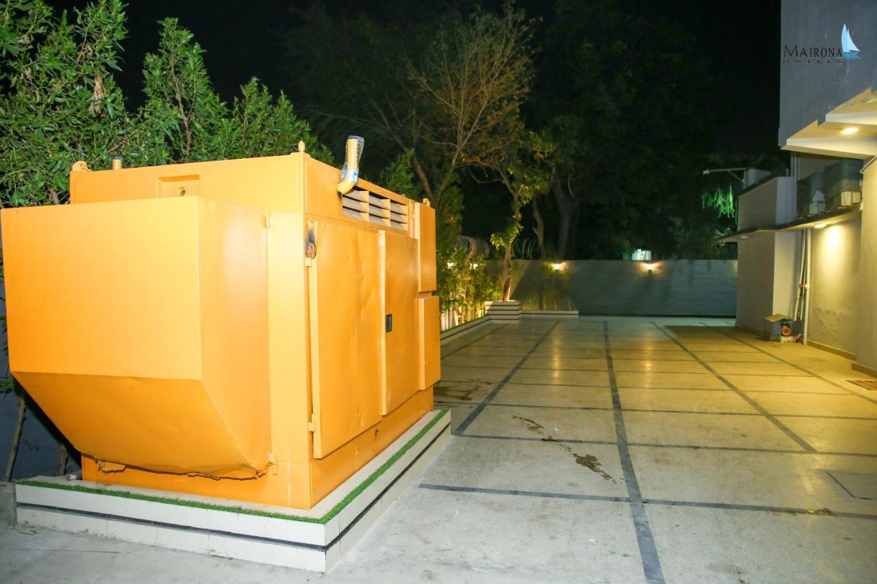 Hotel Mairona Gulberg Lahore Ngoại thất bức ảnh