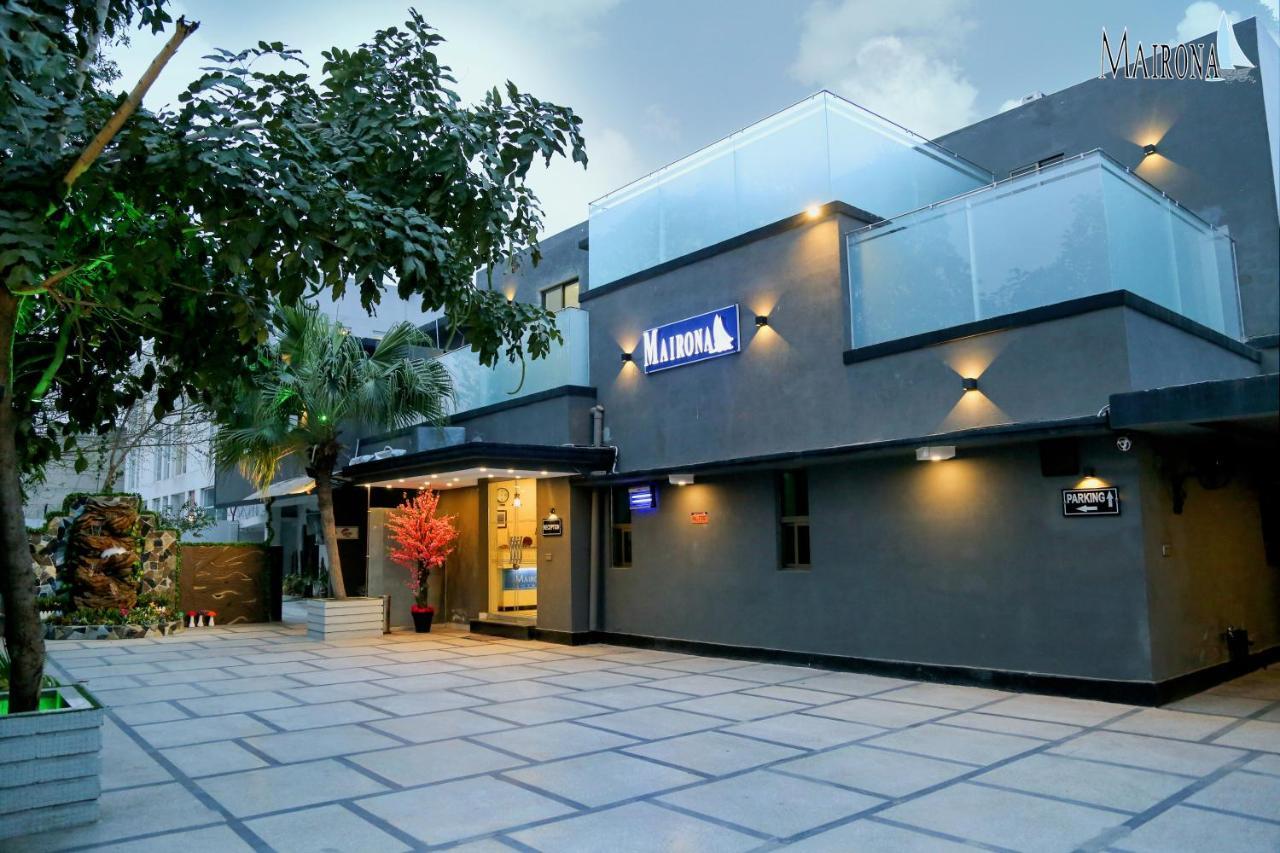 Hotel Mairona Gulberg Lahore Ngoại thất bức ảnh